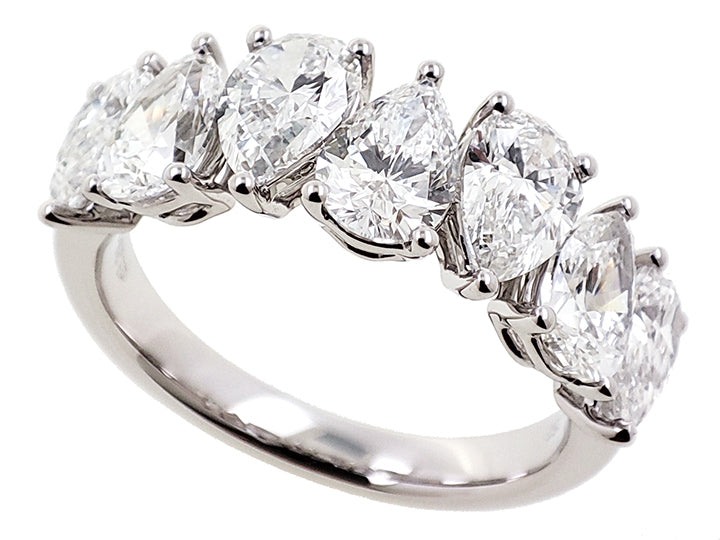 Navette‑Style Diamond Band